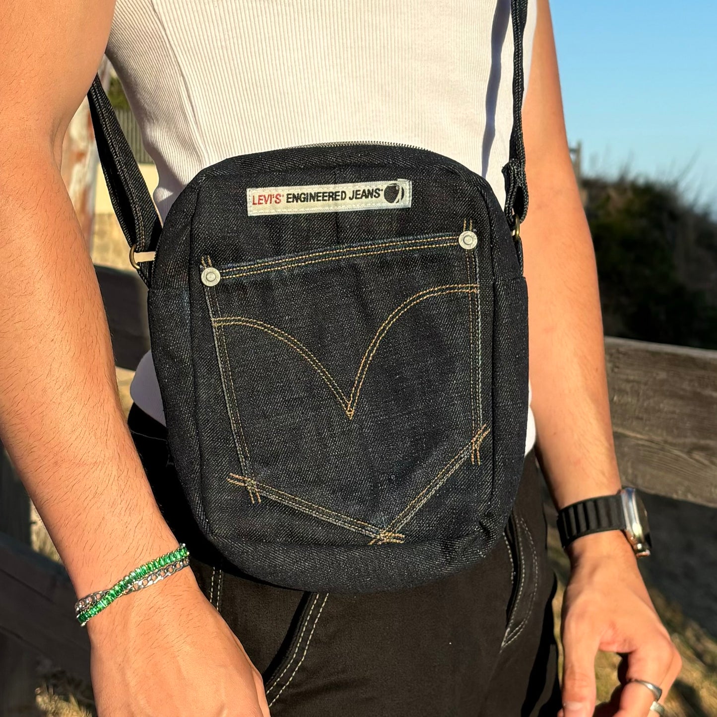 Bolso Custom Levi’s Strauss ajustable