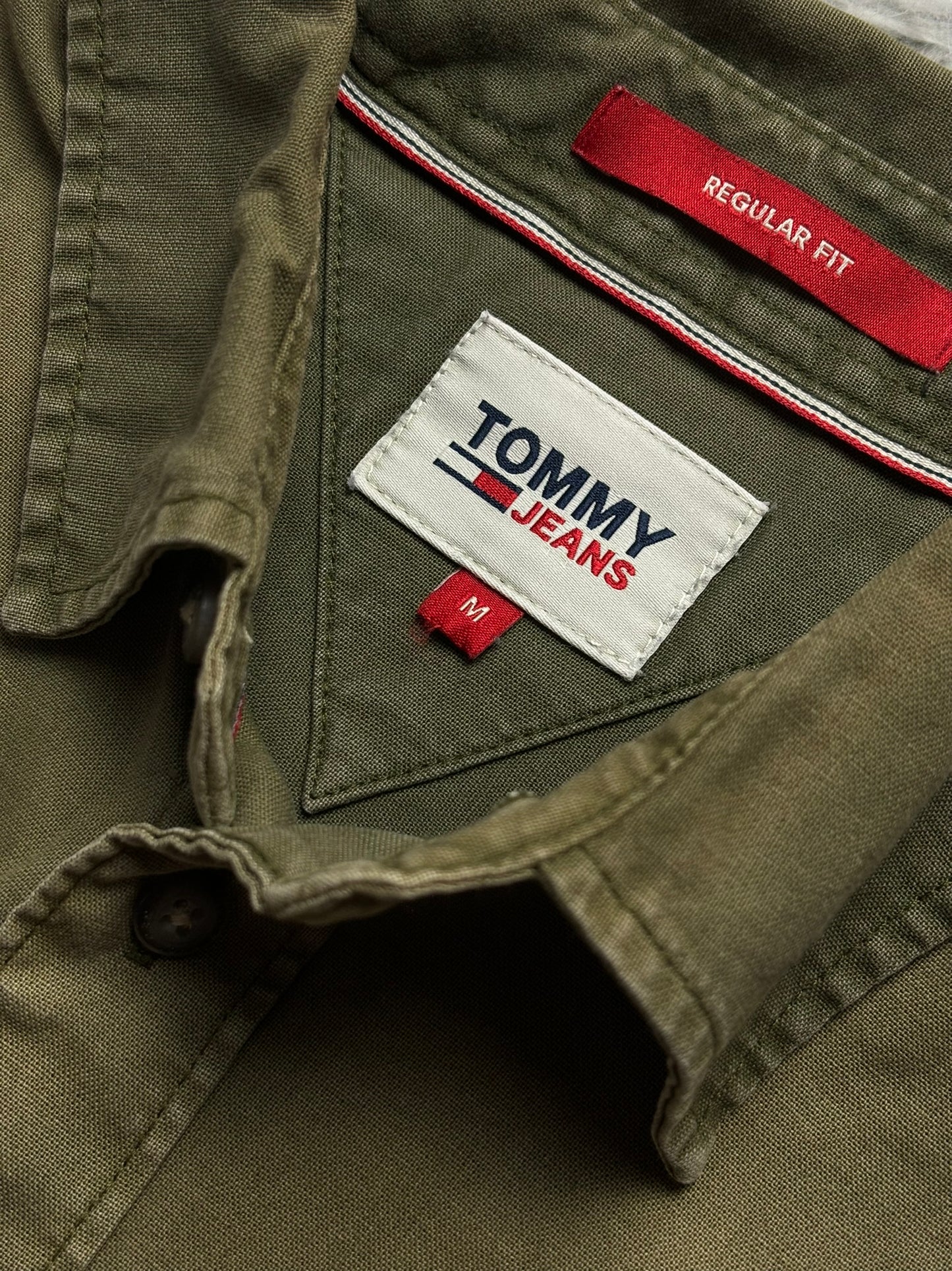Camisa vaquera Tommy Jeans estilo gastada - Medium