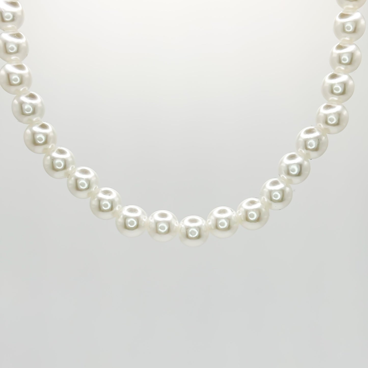 White Pearl Chain